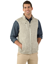Load image into Gallery viewer, MEN&#39;S HEATHERED FLEECE VEST W/ CRITICAL CARE LOGO
